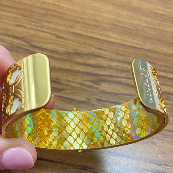 Brighton Gold and White Filigree Metal Cuffs (Set of 2) - Picture 7 of 8